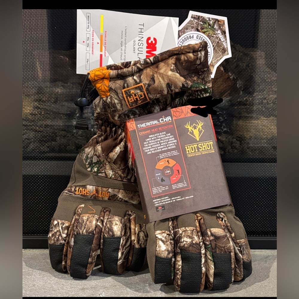 Hot Shot Realtree Thermal ceramic heat retention,, insulated,waterproof,camo